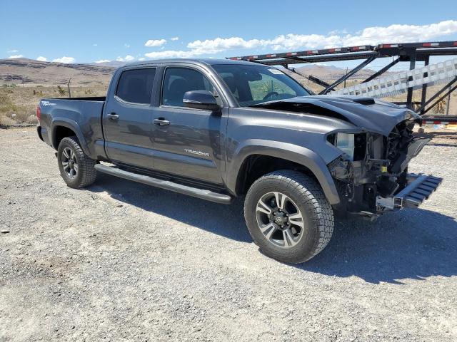 3TMBZ5DN2JM017219 - 2018 TOYOTA TACOMA DOUBLE CAB GRAY photo 4