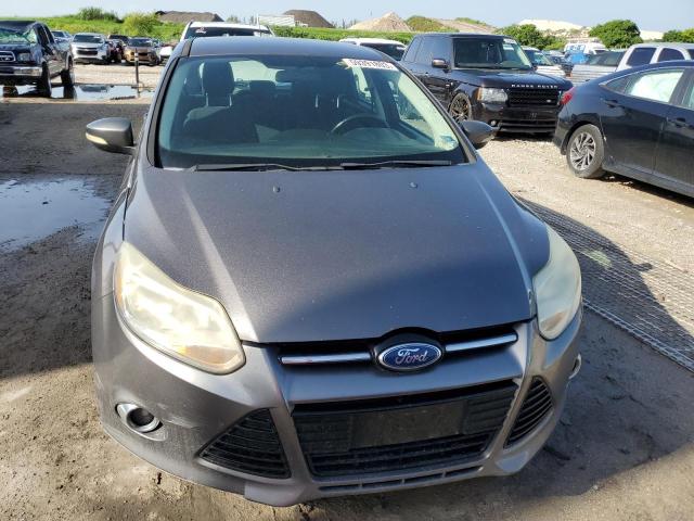 1FAHP3M2XCL274567 - 2012 FORD FOCUS SEL GRAY photo 5