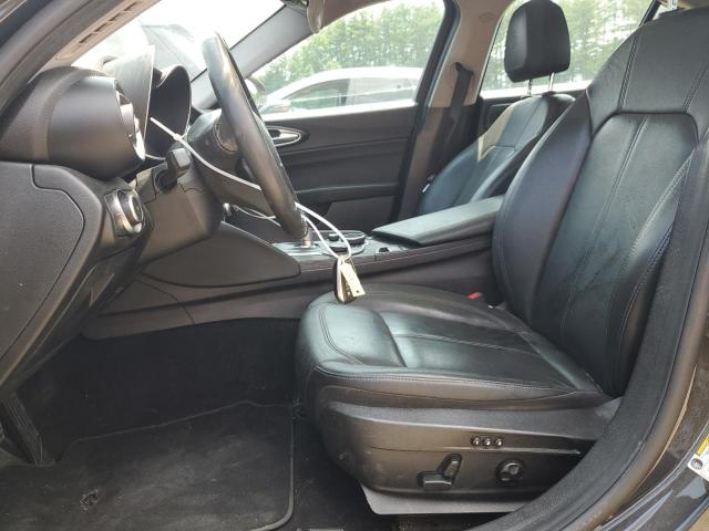 ZARFAEDNXJ7597585 - 2018 ALFA ROMEO GIULIA Q4 黑色 照片 7