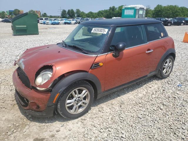 2013 MINI COOPER, 