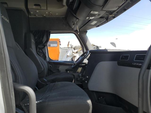 3AKJHHDR4NSNC2102 - 2022 FREIGHTLINER CASCADIA 1 WHITE photo 5