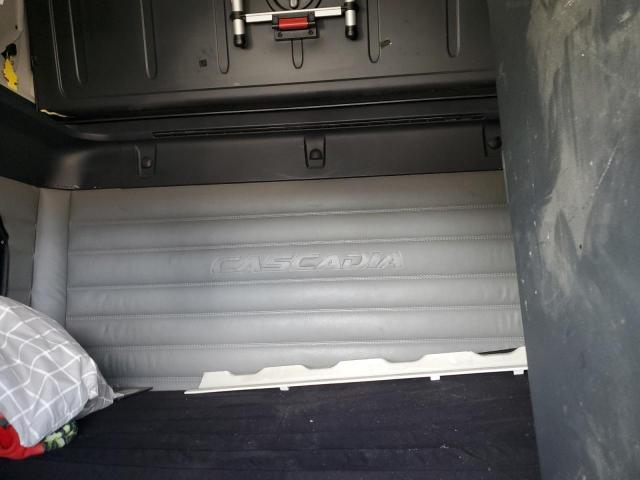 3AKJHHDR4NSNC2102 - 2022 FREIGHTLINER CASCADIA 1 WHITE photo 6