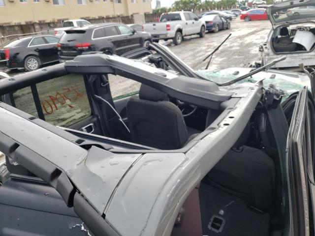 1C4HJXDG2LW241091 - 2020 JEEP WRANGLER U SPORT GRAY photo 9