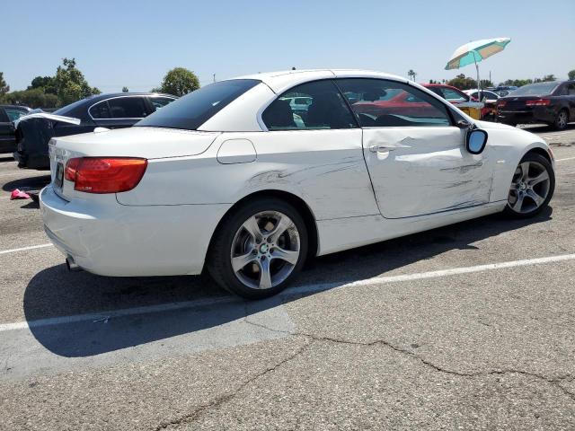 WBADX7C5XBE742924 - 2011 BMW 335 I WHITE photo 3