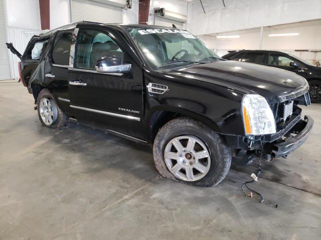 1GYUKAEF3AR265209 - 2010 CADILLAC ESCALADE BLACK photo 4