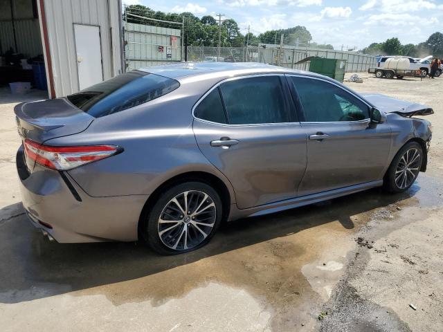 4T1B11HKXJU653863 - 2018 TOYOTA CAMRY L CHARCOAL photo 3