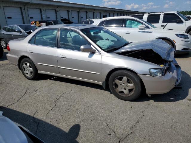 1HGCG165XXA066367 - 1999 HONDA ACCORD EX SILVER photo 4