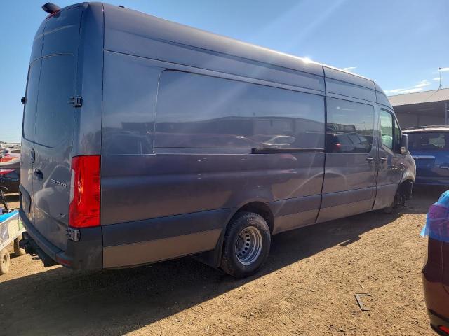 W1W8ED6Y4MT077200 - 2021 MERCEDES-BENZ SPRINTER 3500 GRAY photo 3