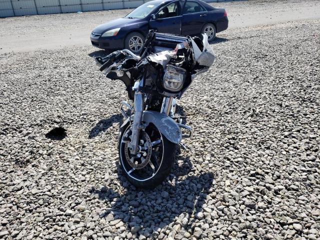 1HD1KB727RB611242 - 2024 HARLEY-DAVIDSON FLHX 灰色 照片 2