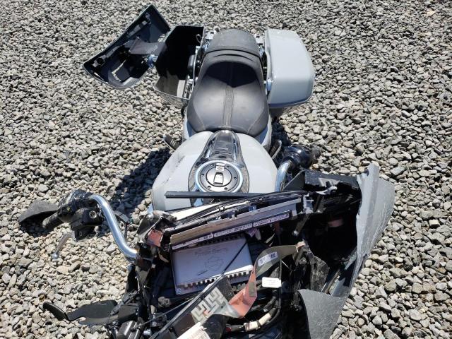 1HD1KB727RB611242 - 2024 HARLEY-DAVIDSON FLHX 灰色 照片 5