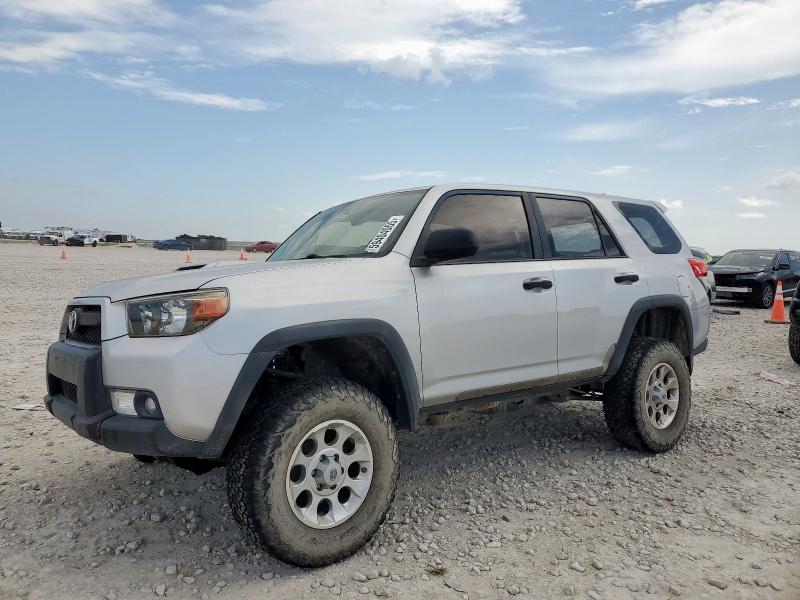 2010 TOYOTA 4RUNNER SR5, 
