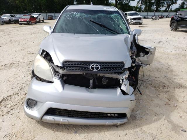 2T1KR32E45C508655 - 2005 TOYOTA COROLLA MA XR SILVER photo 5