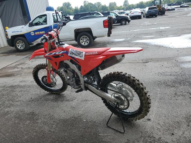 JH2PE0739PK602045 - 2023 HONDA CRF450 R RED photo 3