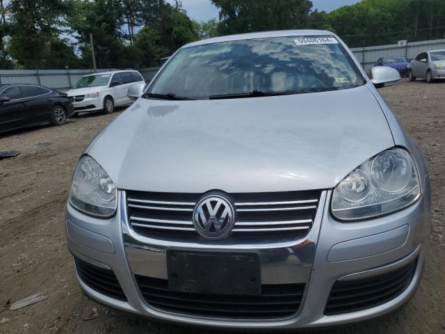 3VWJZ7AJ1AM098543 - 2010 VOLKSWAGEN JETTA S SILVER photo 5