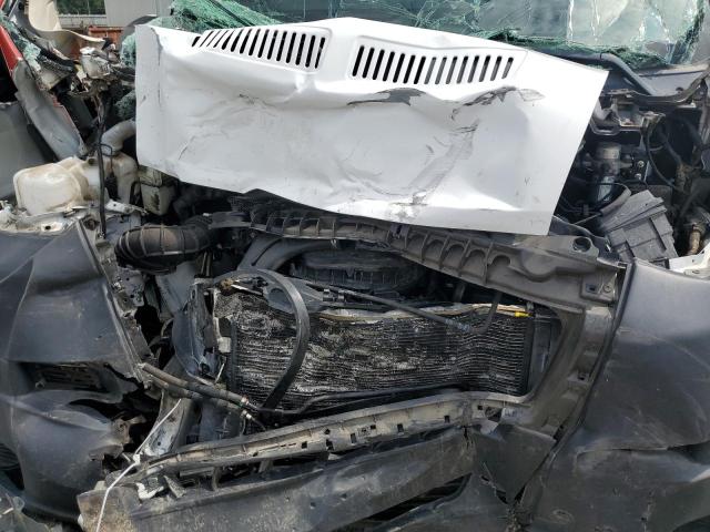 3C6TRVDG9LE109597 - 2020 RAM PROMASTER 2500 HIGH WHITE photo 12