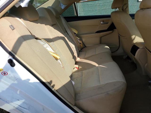 4T1BF1FK1GU193702 - 2016 TOYOTA CAMRY LE WHITE photo 10