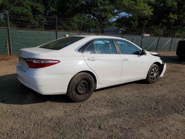 4T1BF1FK1GU193702 - 2016 TOYOTA CAMRY LE WHITE photo 3