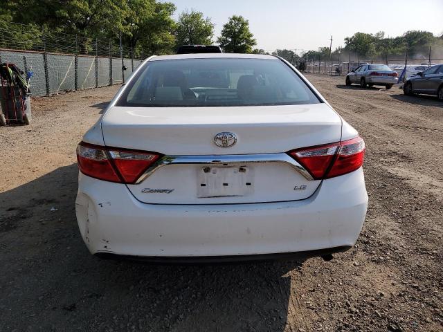 4T1BF1FK1GU193702 - 2016 TOYOTA CAMRY LE WHITE photo 6