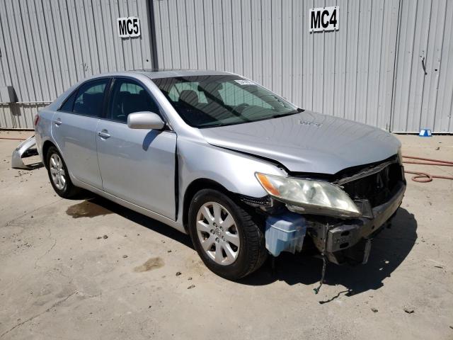 4T1BK46K99U088308 - 2009 TOYOTA CAMRY SE SILVER photo 4