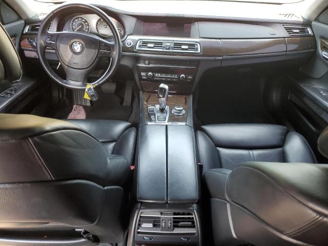 WBAKC8C51BC433038 - 2011 BMW ALPINA B7 LXI Күміс фото 8