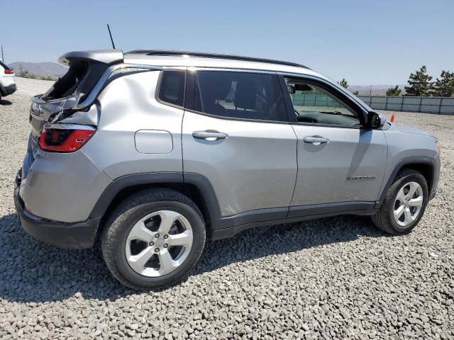 3C4NJDBB6KT713239 - 2019 JEEP COMPASS LATITUDE Silber Foto 3