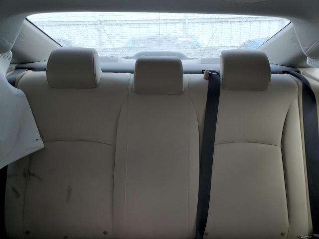 2HGFC2F56JH565108 - 2018 HONDA CIVIC LX WHITE photo 10