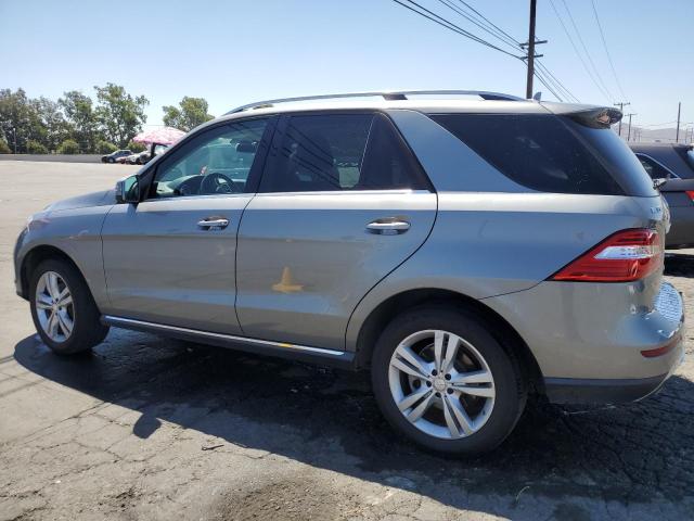 4JGDA5HB0FA460792 - 2015 MERCEDES-BENZ ML 350 4MATIC SILVER photo 2