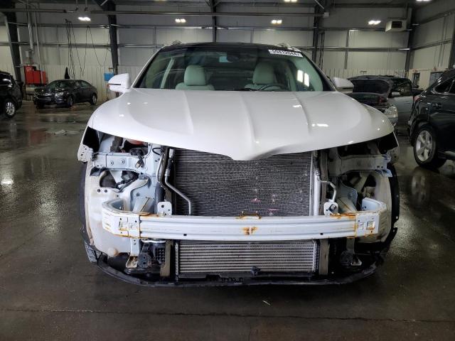 2LMTJ8LPXGBL55333 - 2016 LINCOLN MKX RESERVE 白色 照片 5