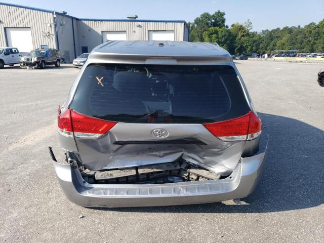 5TDZK3DCXDS293934 - 2013 TOYOTA SIENNA SILVER photo 6