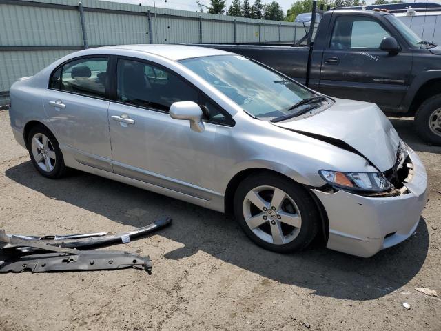2HGFA1F69AH502741 - 2010 HONDA CIVIC LX-S فضي صورة 4
