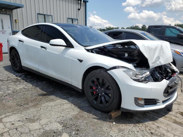 5YJSA1H12EFP52073 - 2014 TESLA MODEL S Білий фото 4