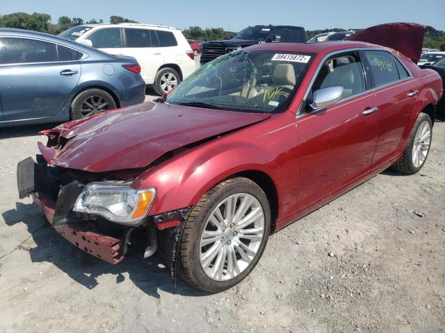 2C3CCACG1CH229195 - 2012 CHRYSLER 300 LIMITED RED photo 2