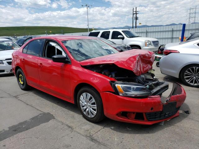 3VW1K7AJ4DM262912 - 2013 VOLKSWAGEN JETTA BASE 红色 照片 4