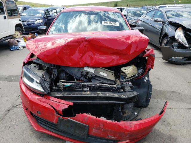 3VW1K7AJ4DM262912 - 2013 VOLKSWAGEN JETTA BASE 红色 照片 5