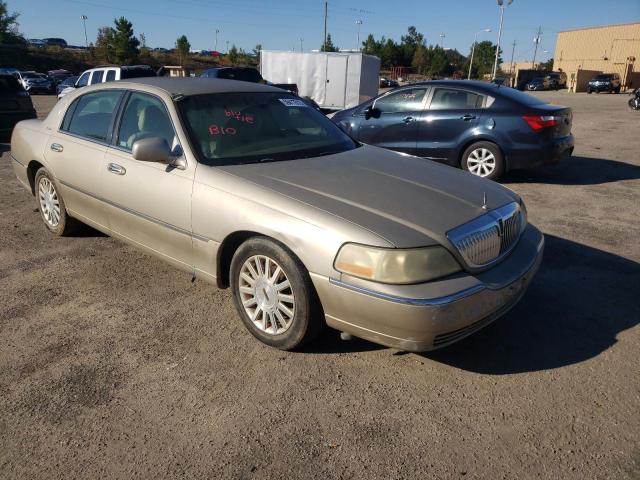 1LNHM81WX4Y659621 - 2004 LINCOLN TOWN CAR EXECUTIVE BEIGE photo 1