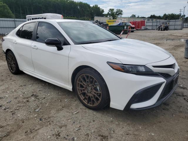 4T1T11AK9PU122953 - 2023 TOYOTA CAMRY SE NIGHT SHADE WHITE photo 4