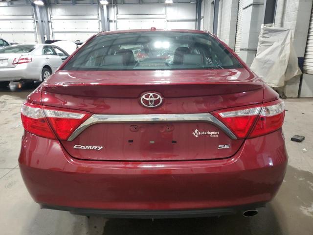 4T1BF1FK4HU672147 - 2017 TOYOTA CAMRY LE RED photo 6