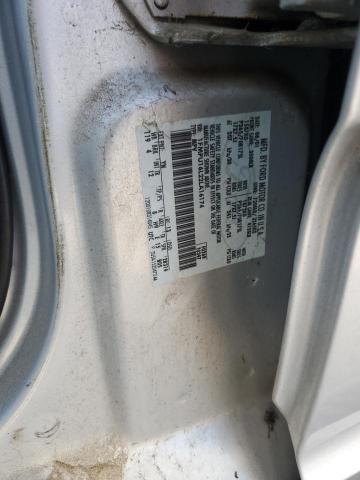 1FMPU16L22LA16174 - 2002 FORD EXPEDITION XLT SILVER photo 13