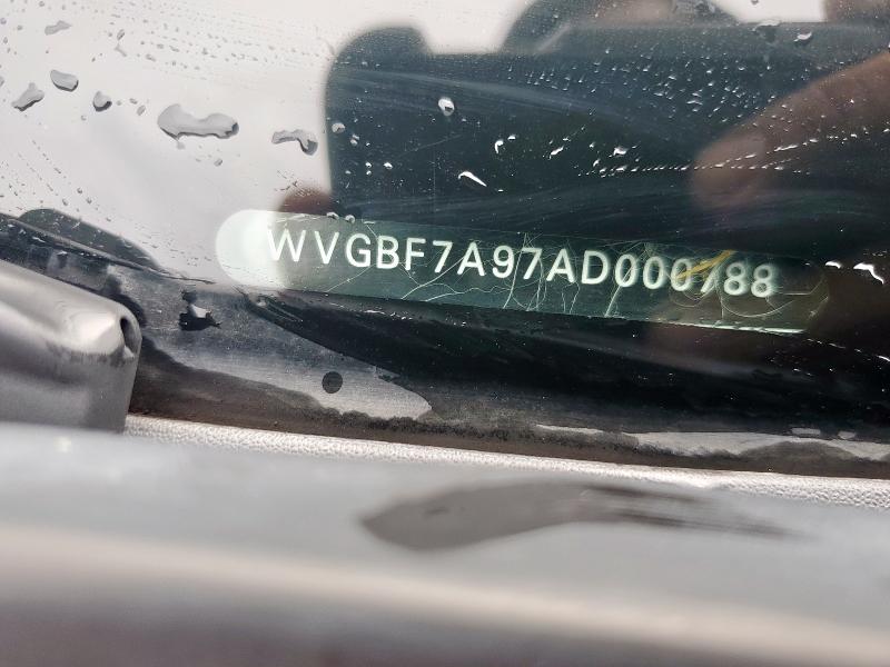 WVGBF7A97AD000788 - 2010 VOLKSWAGEN TOUAREG V6 GRAY photo 13