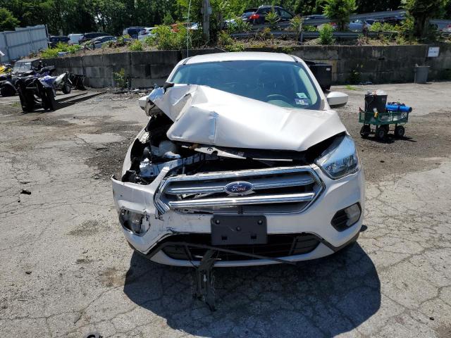 1FMCU9GD4KUA57520 - 2019 FORD ESCAPE SE WHITE photo 5