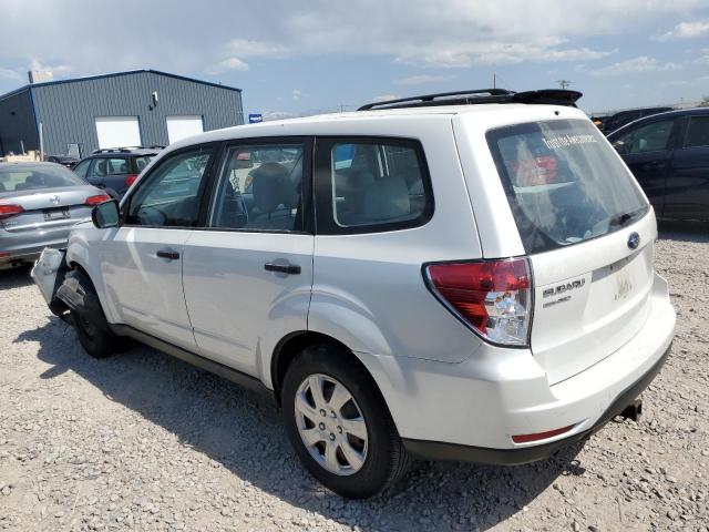 JF2SHBAC1BH723027 - 2011 SUBARU FORESTER 2.5X Biały zdjęcie 2