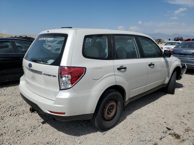 JF2SHBAC1BH723027 - 2011 SUBARU FORESTER 2.5X Biały zdjęcie 3