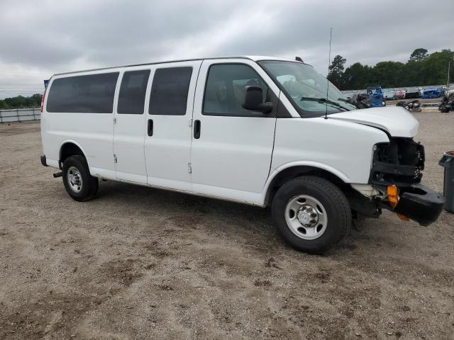 1GAZGNFG0J1289129 - 2018 CHEVROLET EXPRESS G3 LS WHITE photo 4