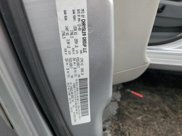 2V4RW3D10AR199395 - 2010 VOLKSWAGEN ROUTAN SE 银色 照片 13