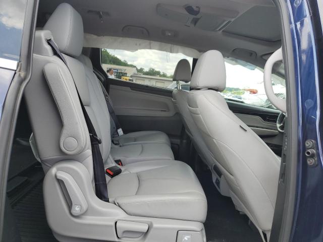 5FNRL6H97JB015957 - 2018 HONDA ODYSSEY ELITE Blau Foto 11