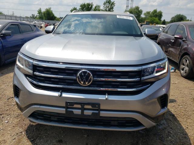 1V2KE2CA7PC221077 - 2023 VOLKSWAGEN ATLAS CROS SE Argent photo 5
