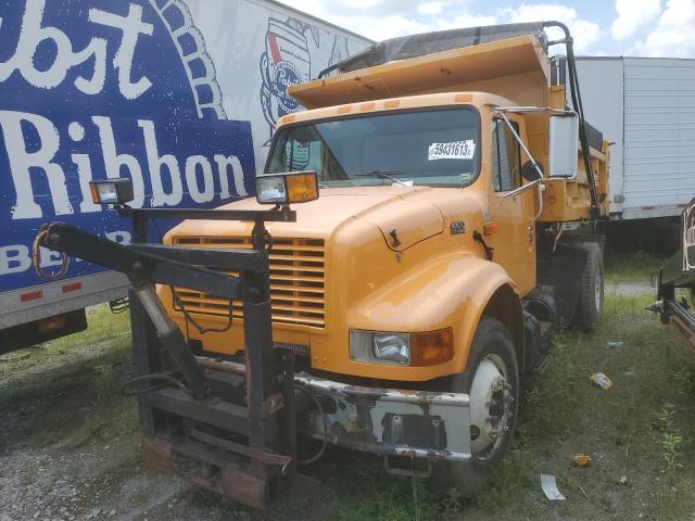 1HTSDAAR41H364220 - 2001 INTERNATIONAL 4000 4900 ORANGE photo 2