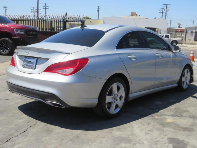 WDDSJ4EB8JN533246 - 2018 MERCEDES-BENZ CLA 250 SILVER photo 3