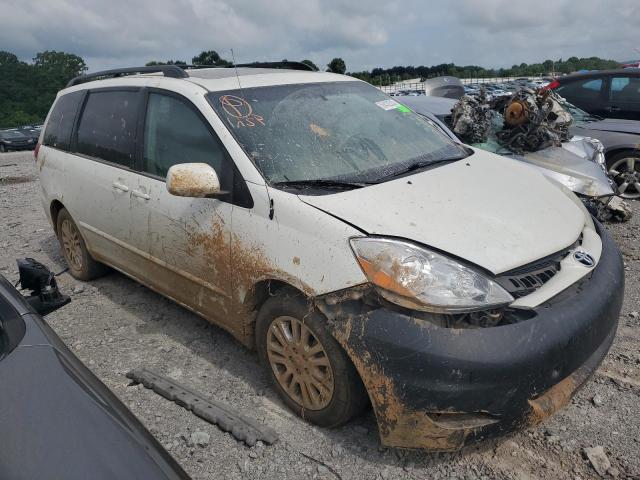 5TDYK4CC5AS311884 - 2010 TOYOTA SIENNA XLE WHITE photo 4