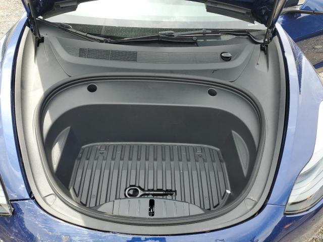 5YJ3E1EA5PF671651 - 2023 TESLA MODEL 3 Blau Foto 11